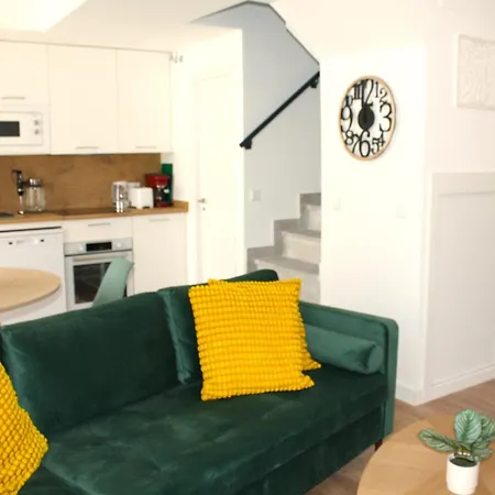Madrid Urban Suites- Nuevo Apartahotel-7 Apartaments Boutique Full Equiped Exterior photo