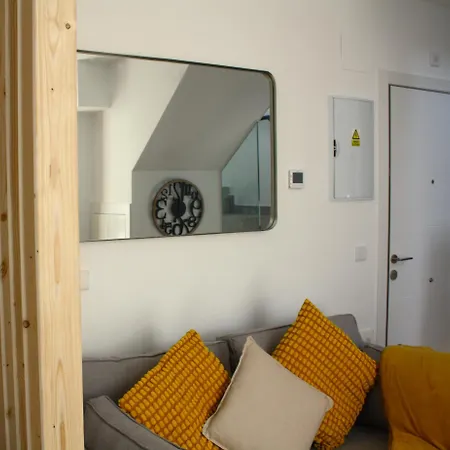 Madrid Urban Suites- Nuevo Apartahotel-7 Apartaments Boutique Full Equiped Exterior photo